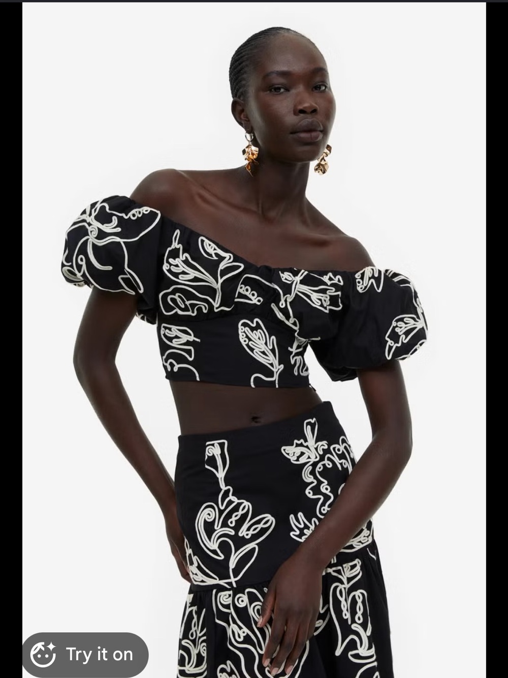 H&M black and white embroidered top